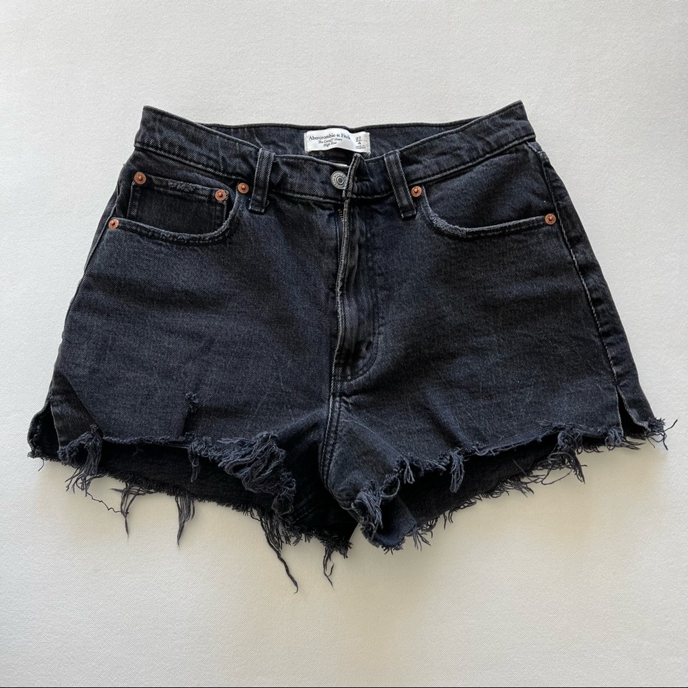 NWOT Curve Love 90’s High Rise Cut off Shorts